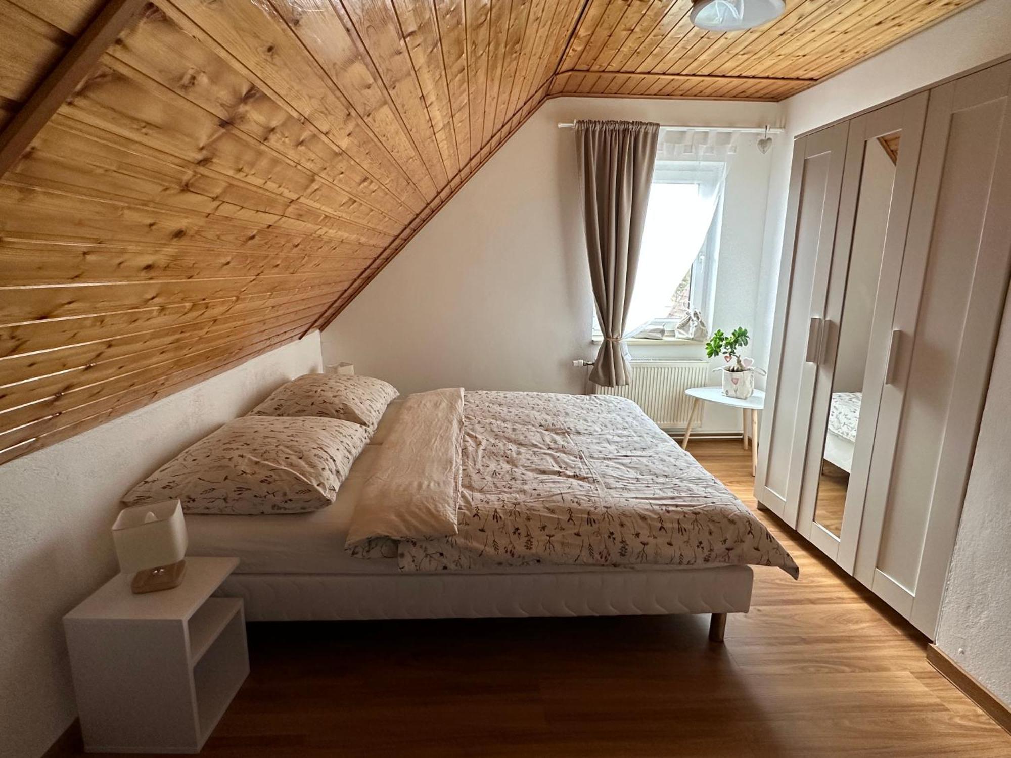 Apartman Jako U Babicky Tisá Exterior foto