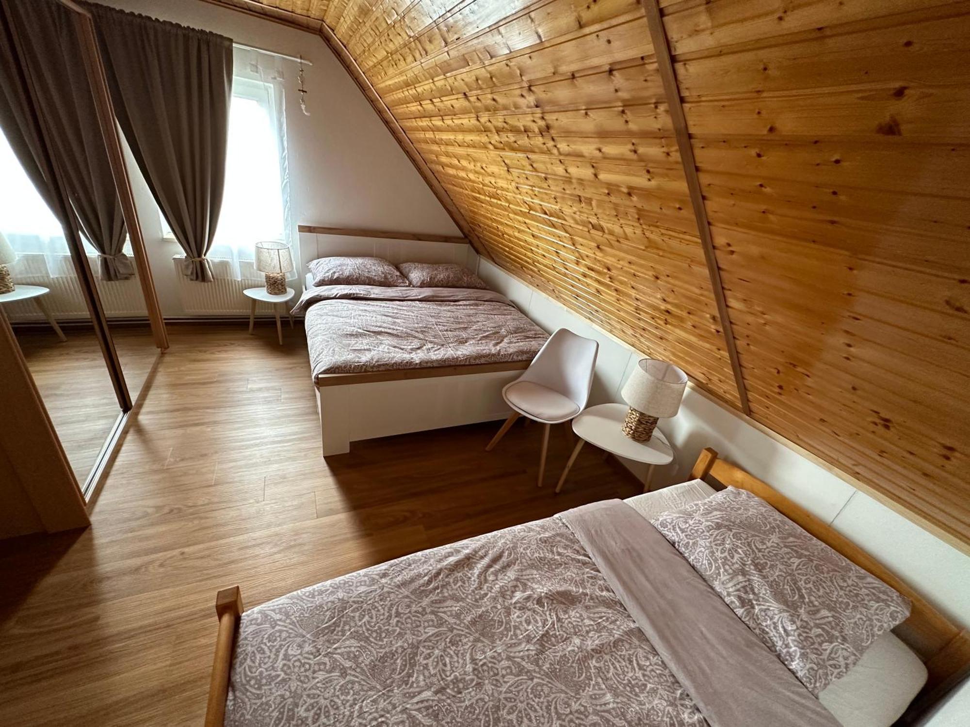 Apartman Jako U Babicky Tisá Exterior foto