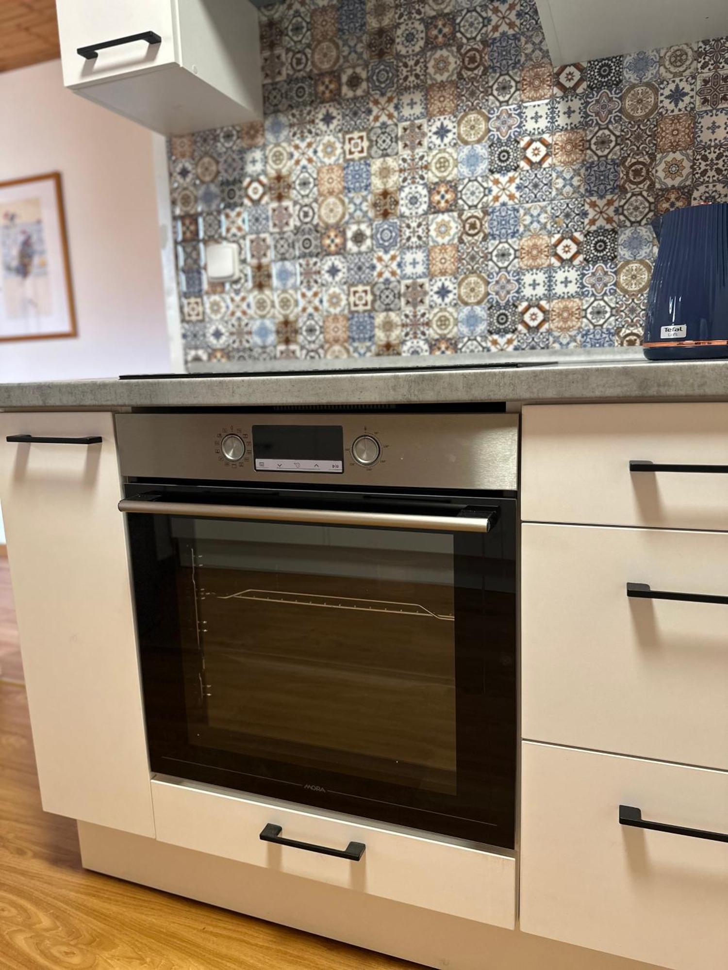 Apartman Jako U Babicky Tisá Exterior foto
