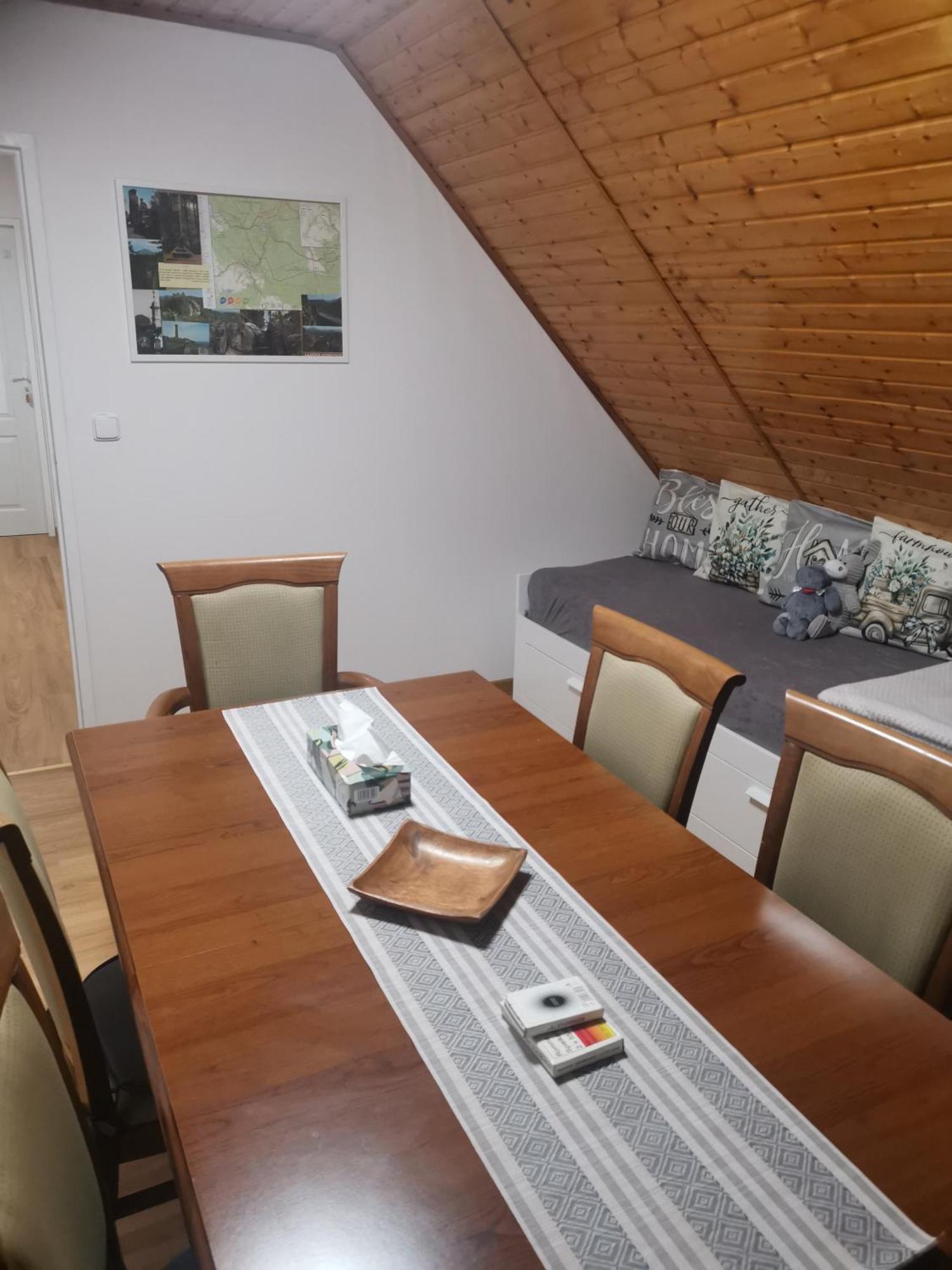 Apartman Jako U Babicky Tisá Exterior foto
